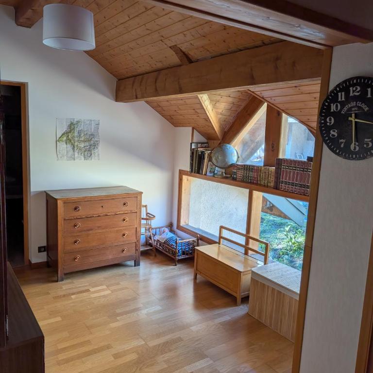 Les Econgères ,Maison familiale 14 couchages Allemond - Maison 6 Chambres - 25