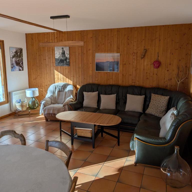 Les Econgères ,Maison familiale 14 couchages Allemond - Maison 6 Chambres - 8
