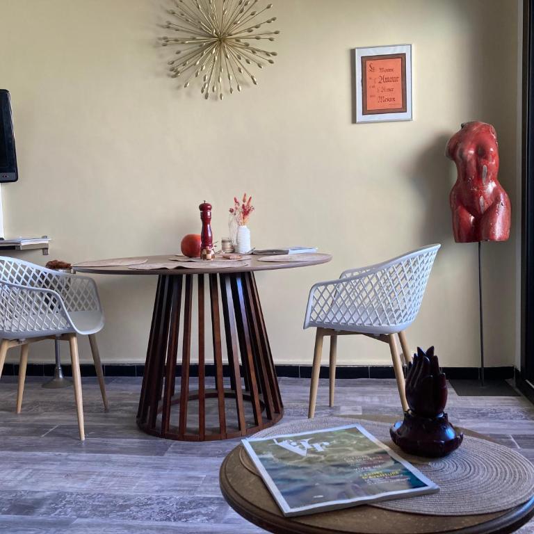 Les Palmiers Très beau T2 vue mer 2mn de la plage150m - Apartment mit 1 Schlafzimmer - 6