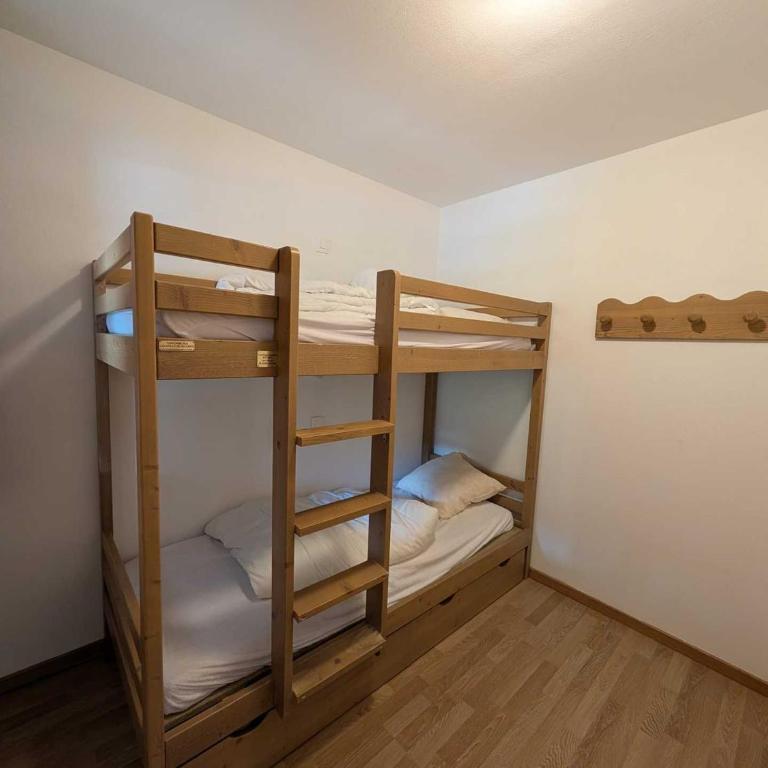 Studio cosy avec grande terrasse, animaux admis, aux pieds des pistes - FR-1-445-142 - Studio - 14