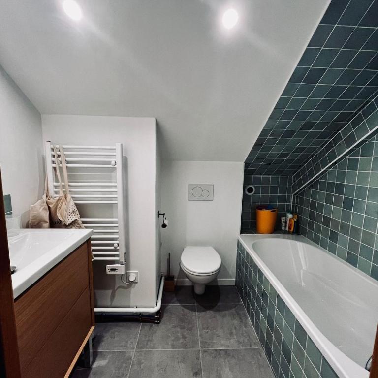 Appartement 9 couchages - cozy duplex in Chazelet - Appartement 3 Chambres avec Balcon - 6