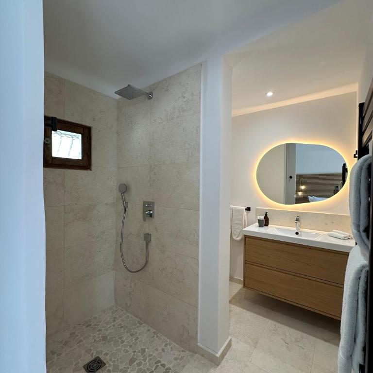 Les Pervenches - B&B Cottages en Lorgues - Suite avec Terrasse - 5