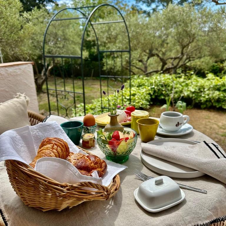 Les Pervenches - B&B Cottages en Lorgues - Suite avec Terrasse - 9