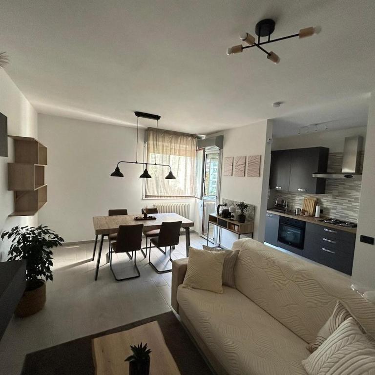 Modern apartment, terrace, AC and WiFi - Appartamento con 1 Camera da Letto - 10