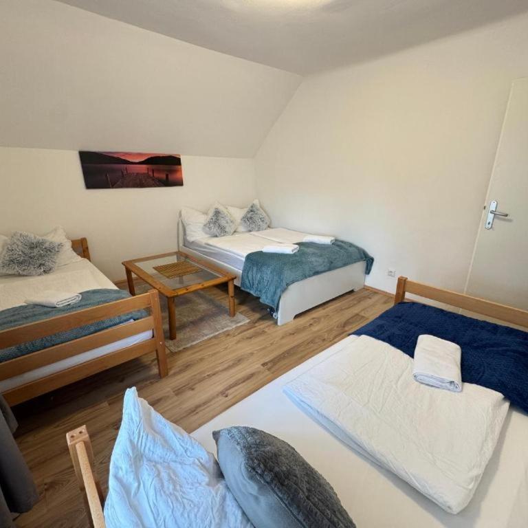 Buddys Nest - Deluxe Apartment mit Balkon und 2 Schlafzimmern - 8