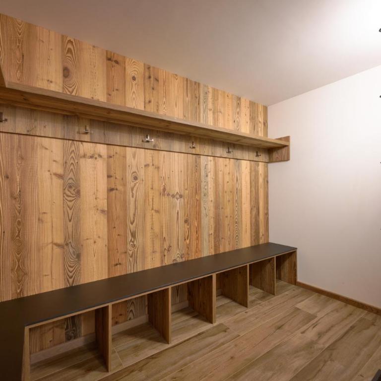 ULTIMATE Les Gets Luxury - Above the Clouds with Sauna, Pool etc - Mansion Ensolielle for 15 - Chalet - 24