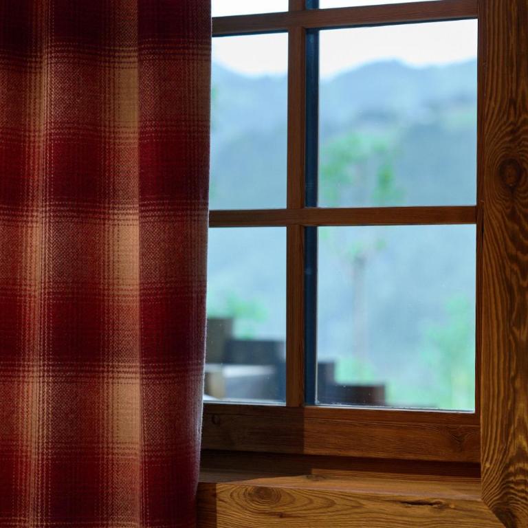 ULTIMATE Les Gets Luxury - Above the Clouds with Sauna, Pool etc - Mansion Ensolielle for 15 - Chalet - 32