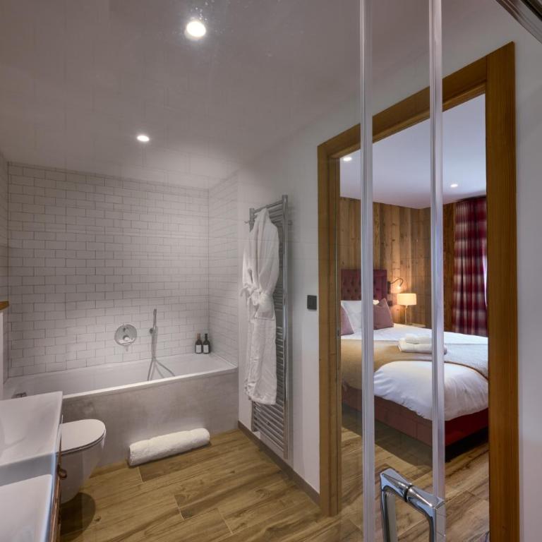 ULTIMATE Les Gets Luxury - Above the Clouds with Sauna, Pool etc - Mansion Ensolielle for 15 - Chalet - 52