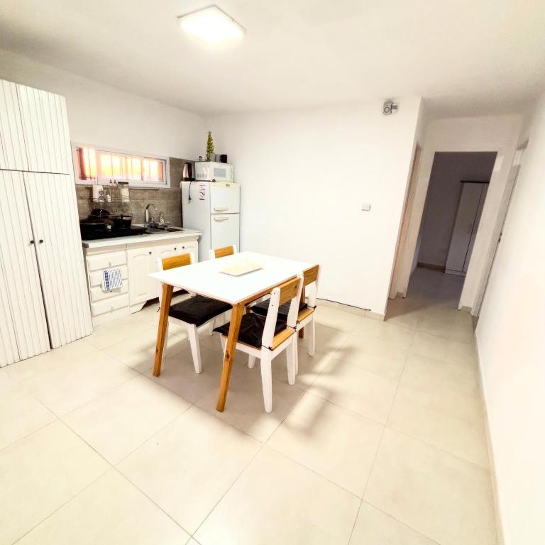 LaMeyacasaquinta - Two-Bedroom House - 1