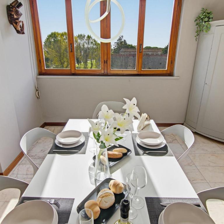 Hostly-The Pisa Walls Apartment-Near Leaning Tower - Appartamento con 4 Camere da Letto - 11