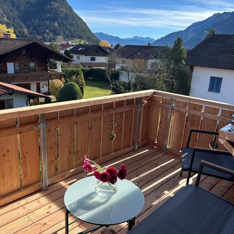 Landhaus Sonnenwang - Apartment mit 2 Schlafzimmern und Bergblick - 12