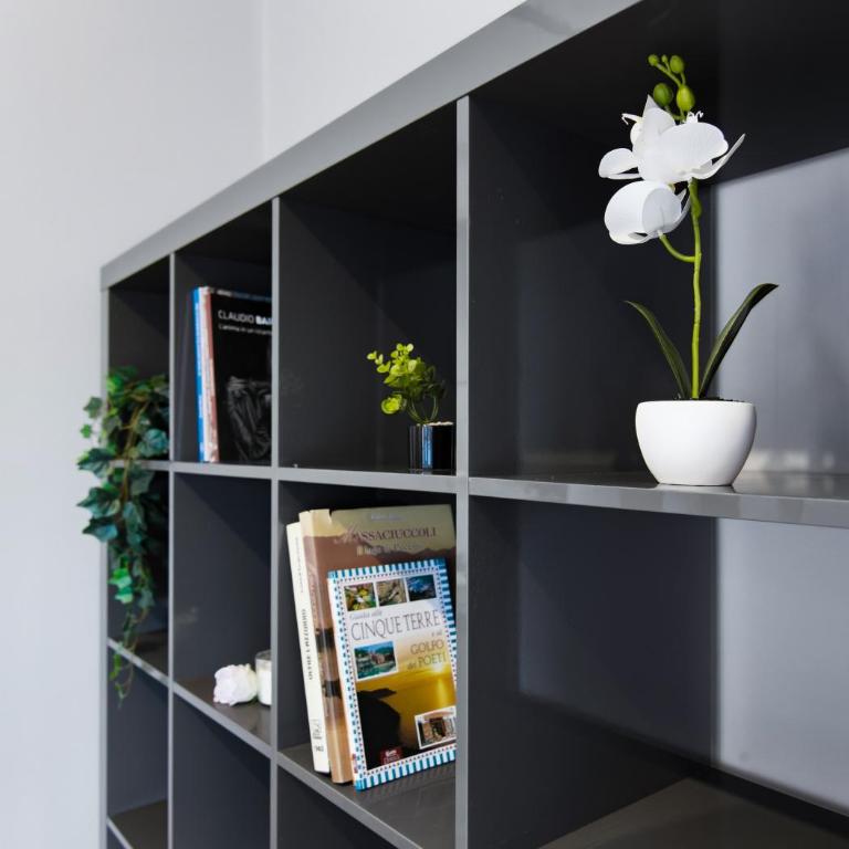 Hostly-The Pisa Walls Apartment-Near Leaning Tower - Appartamento con 4 Camere da Letto - 52