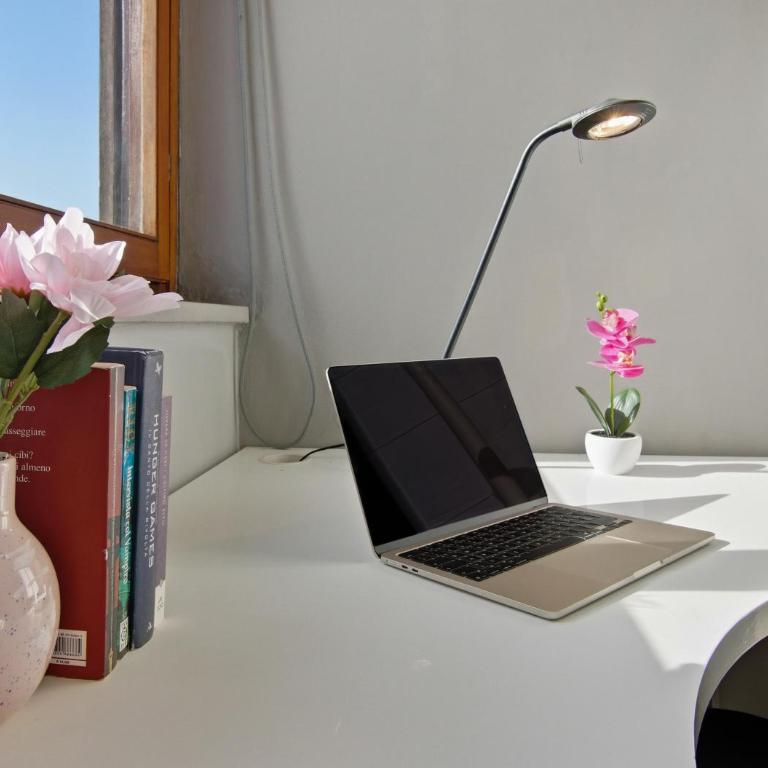 Hostly-The Pisa Walls Apartment-Near Leaning Tower - Appartamento con 4 Camere da Letto - 37