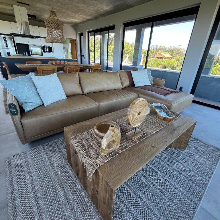 Sin FIN - Three-Bedroom House - 18