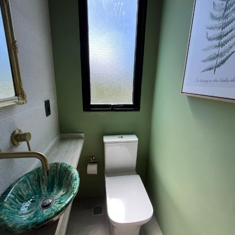 Sin FIN - Three-Bedroom House - 31