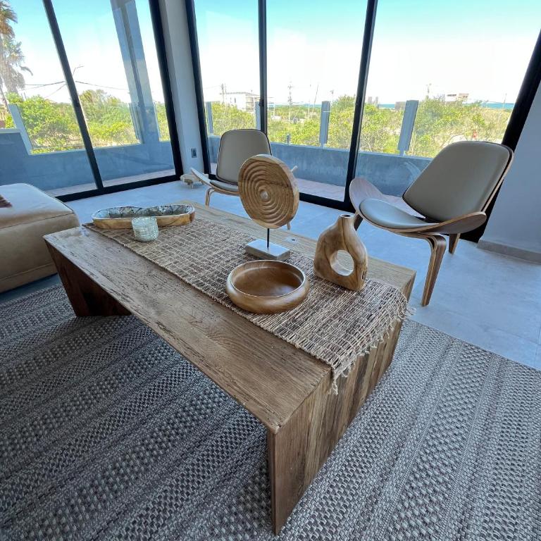 Sin FIN - Three-Bedroom House - 22