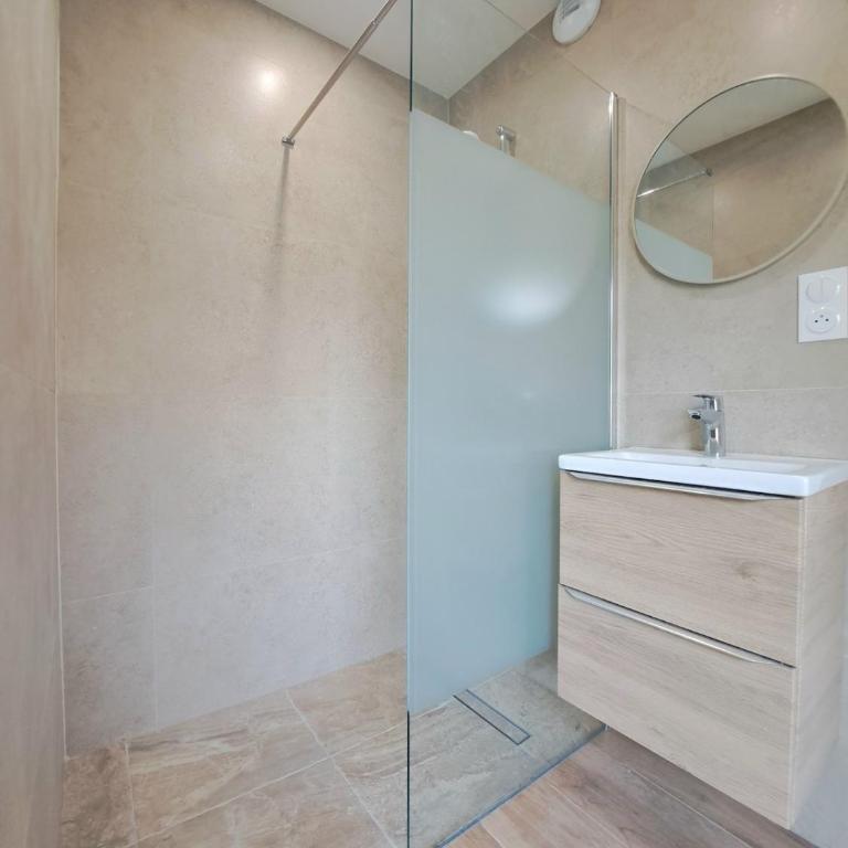 Chez Fernand à Colmar Maison neuve tout confort avec jardin et parking inclus - Maison de Vacances - 12