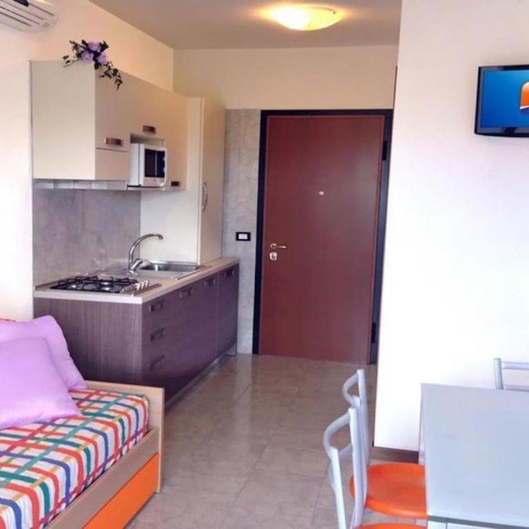 Swimming pool and fun in Bibione - Apartment - 3