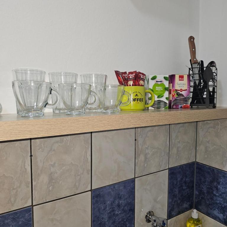 Apartment Bisić with private parking - Niskobudžetna Dvokrevetna Soba sa Bračnim Krevetom/Zasebnim Krevetima - 5