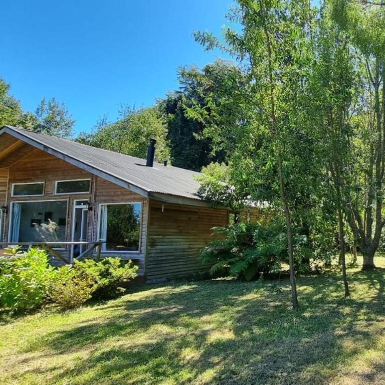 Cabaña Bahía Huillín, Cascadas, lago Llanquihue - Four-Bedroom House - 2