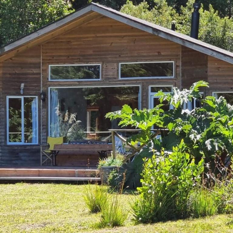 Cabaña Bahía Huillín, Cascadas, lago Llanquihue - Four-Bedroom House - 1