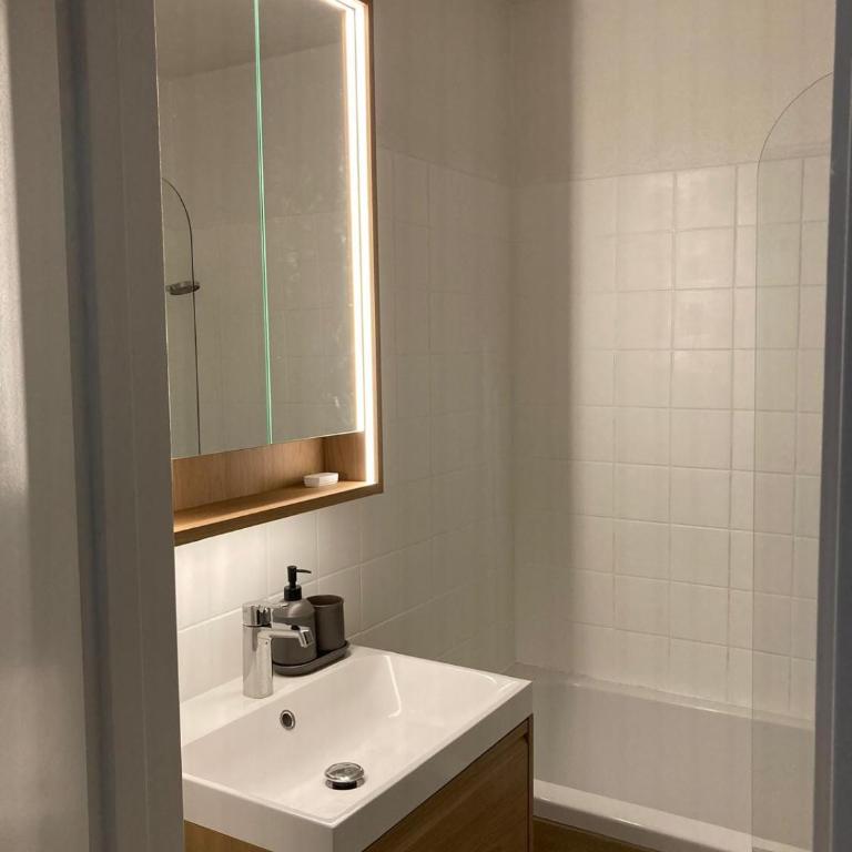 Large 1 bedroom - Free parking - Dream views- - Apartment mit 1 Schlafzimmer - 12