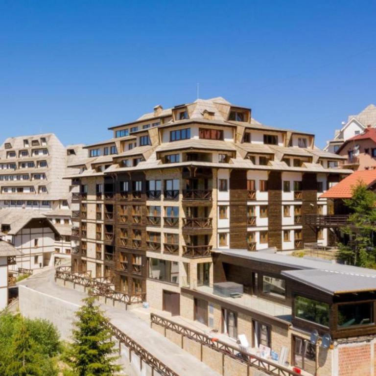 Apart Hotel & spa Zoned II, Kopaonik, apartman Lukač - special benifit Children up to 17 of age accompanied by two adutls staj for free! FREE PARKING! - Deluxe King Studio - 40