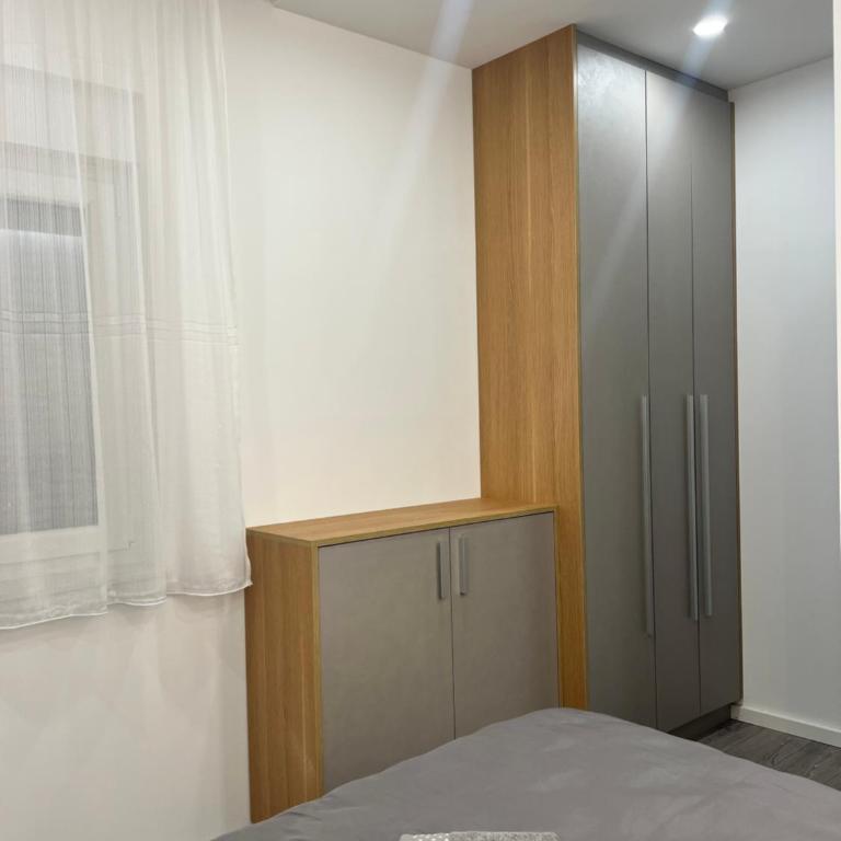 Millie Apartment - Cozy Stay with Parking - Two-Bedroom Apartment - 18