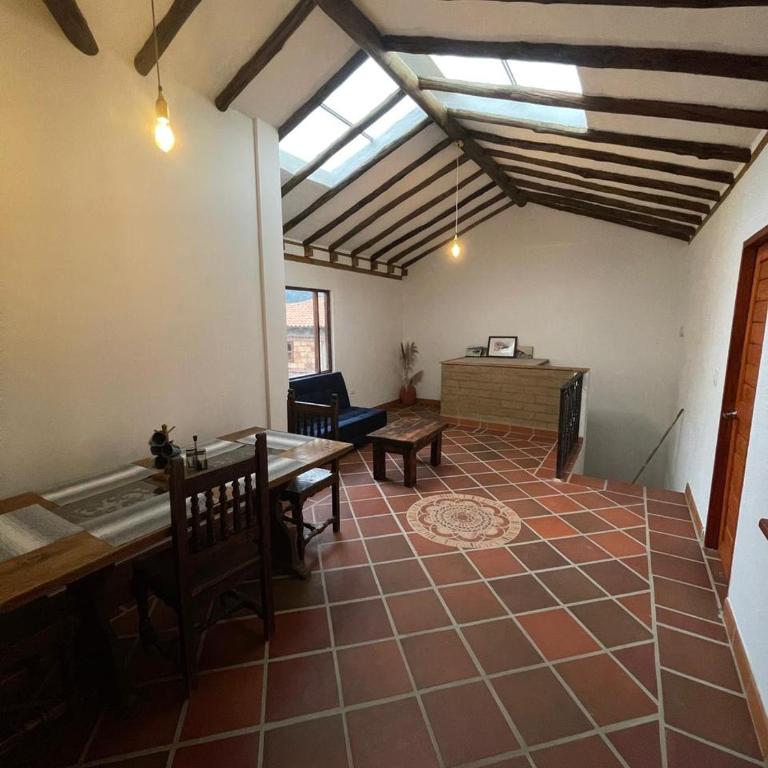 La Estancia Colonial - Three-Bedroom House - 9