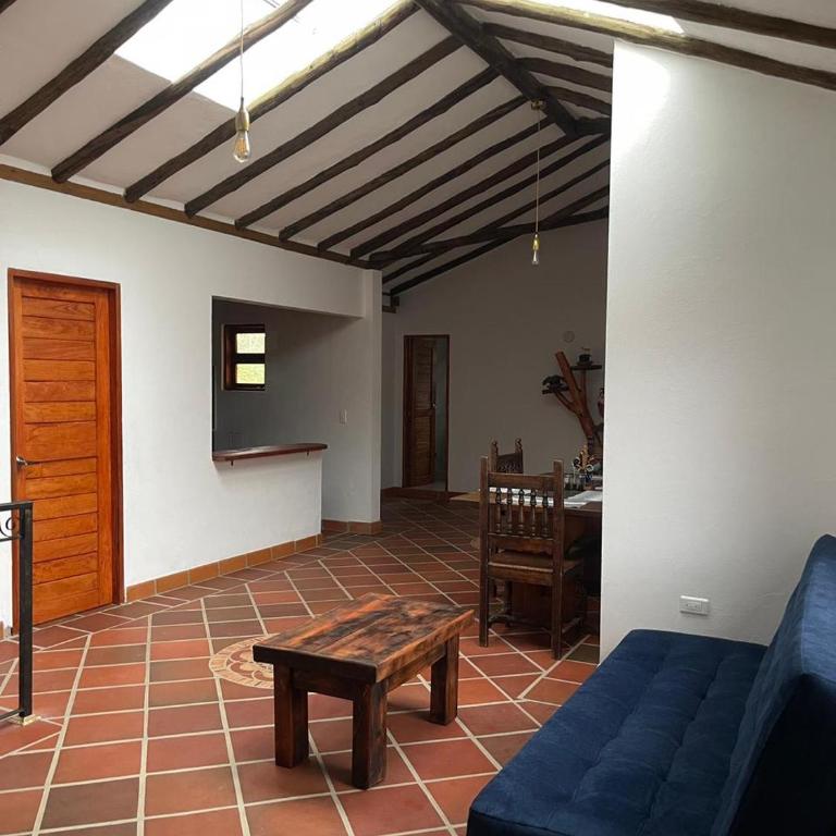 La Estancia Colonial - Three-Bedroom House - 19