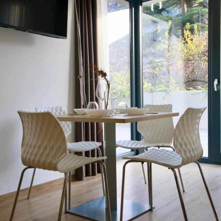 Bernina Suites - 150 metres to Bernina Express - Estudio con terraza - 21