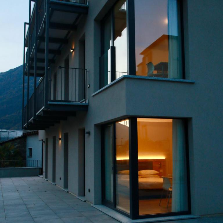 Bernina Suites - 150 metres to Bernina Express - Estudio con terraza - 1