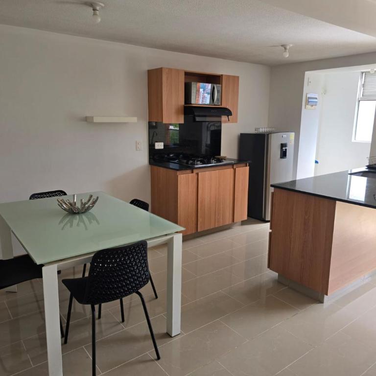 Amoblado Belen Avenida - Two-Bedroom Apartment - 2
