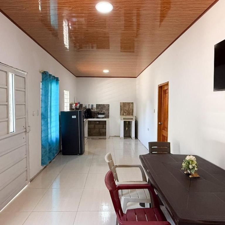 Apartamentos Datalu - Habitación Familiar con baño privado - 1