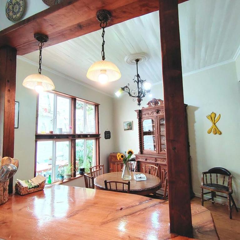 The 1895 Home Updated - Vacation Home - 39