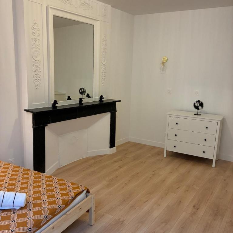 Prestige - appart 8 pers - centre ville Angers - balcon - Apartment - 13