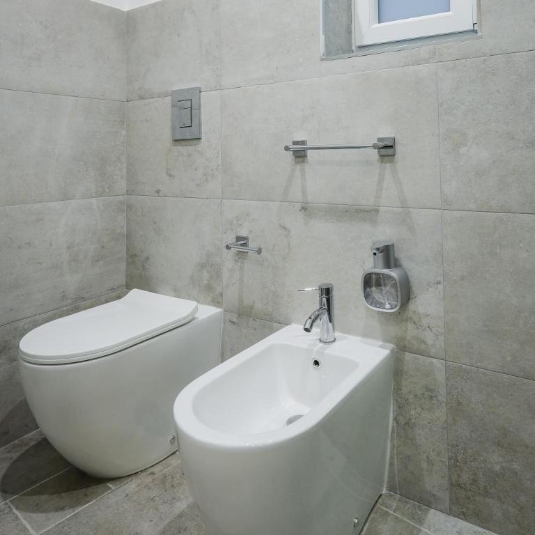 SweetHome CentroStorico - Two-Bedroom Deluxe Apartment - 23