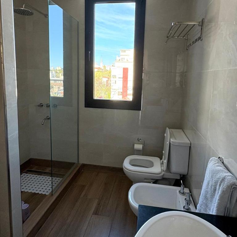 Alsina Paseo Aldrey 2 Dormitorios con Cochera - Three-Bedroom Apartment - 11