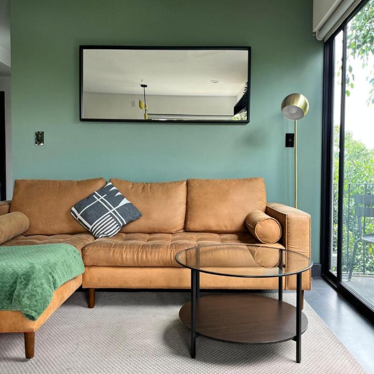 2Bed 2Bath Penthouse with Private Rooftop and balcony - Two-Bedroom Apartment - 3