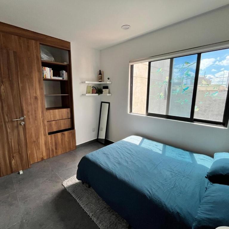 2Bed 2Bath Penthouse with Private Rooftop and balcony - Two-Bedroom Apartment - 6