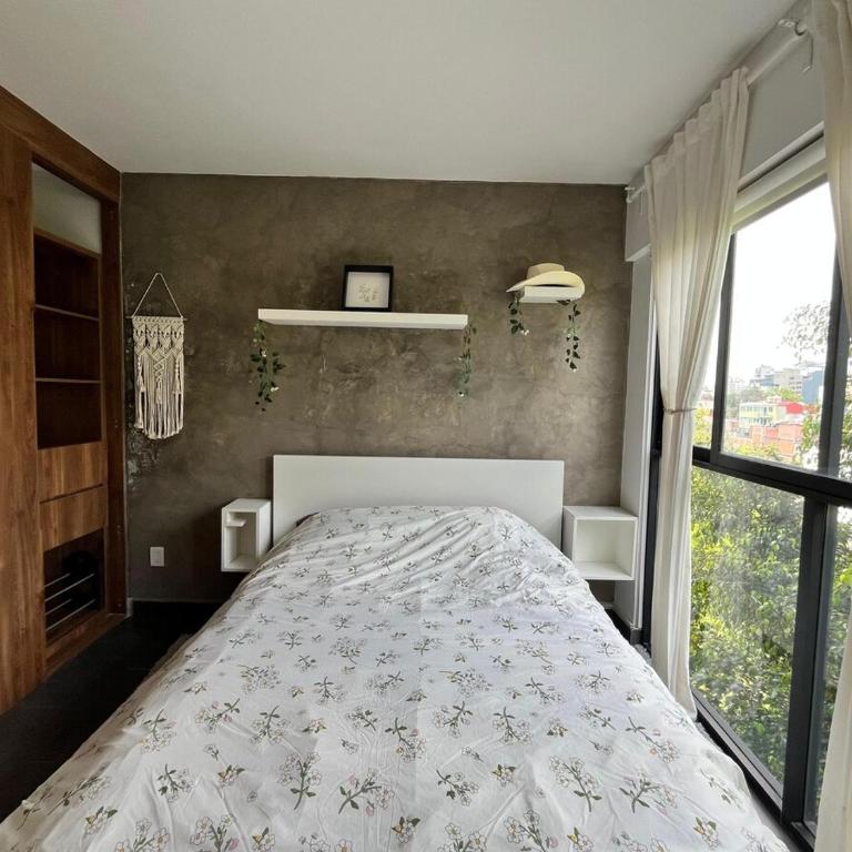 2Bed 2Bath Penthouse with Private Rooftop and balcony - Two-Bedroom Apartment - 11