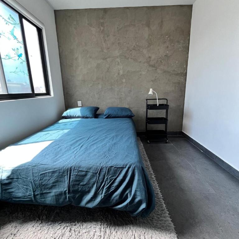 2Bed 2Bath Penthouse with Private Rooftop and balcony - Two-Bedroom Apartment - 12