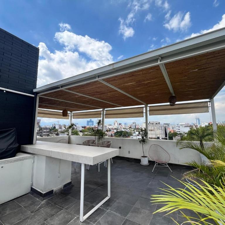 2Bed 2Bath Penthouse with Private Rooftop and balcony - Two-Bedroom Apartment - 20