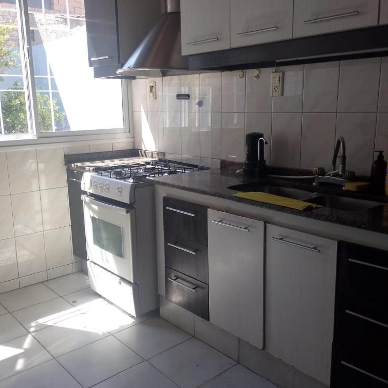 Casa y departamento en mismo domicilio para 10 personas - Two-Bedroom House - 14