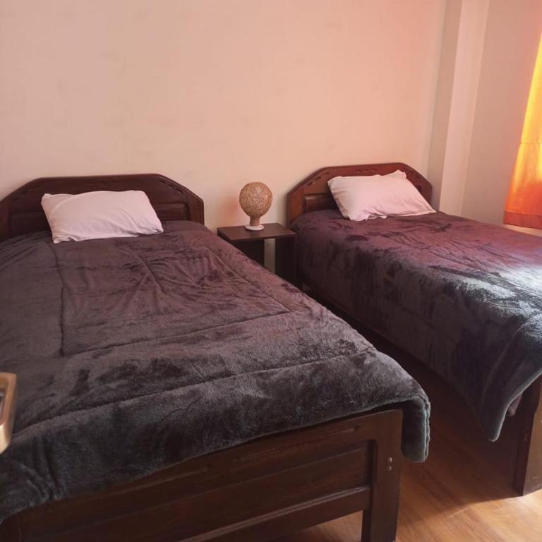 Casa Sajama 121 - Twin Room with Shared Bathroom - 2