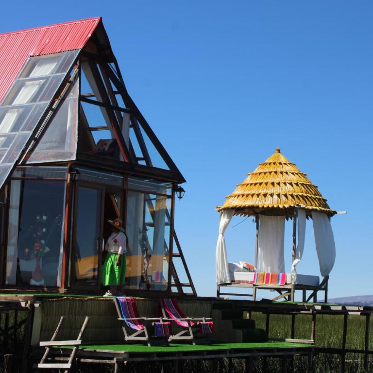 Uros Titicaca Floating Bed - Quadruple Room with Lake View - 3