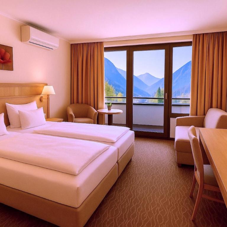 AMBER HOTEL Bavaria - Doppelzimmer mit Bergblick - 4