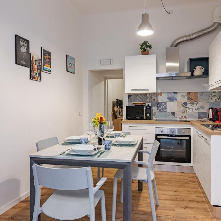 Casa Samada- Comfort Between the Center and the Station - Appartamento con 2 Camere da Letto - 5