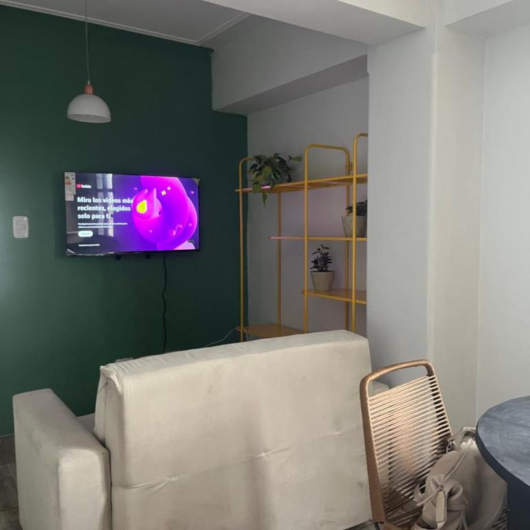 Depto San Lorenzo y Alberdi - One-Bedroom Apartment - 4