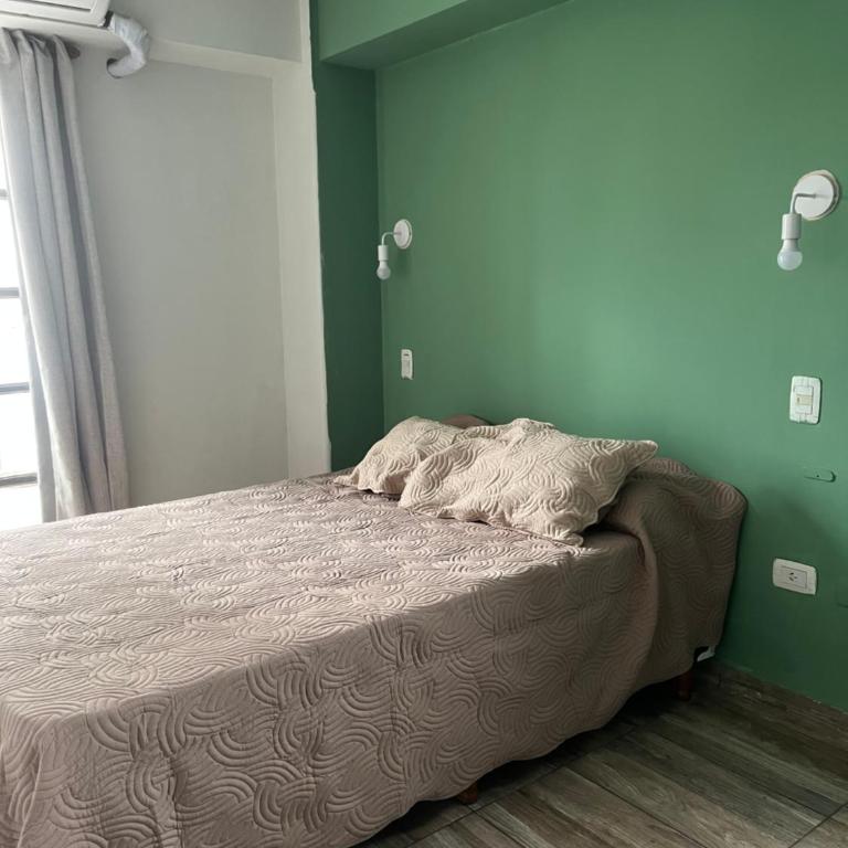 Depto San Lorenzo y Alberdi - One-Bedroom Apartment - 5